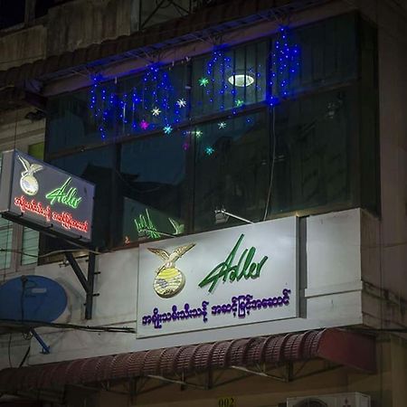 Adler Lady Hostel - Ladies Only Yangon Bagian luar foto